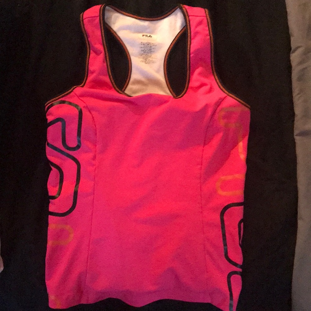 Gym tank top built in bra size med